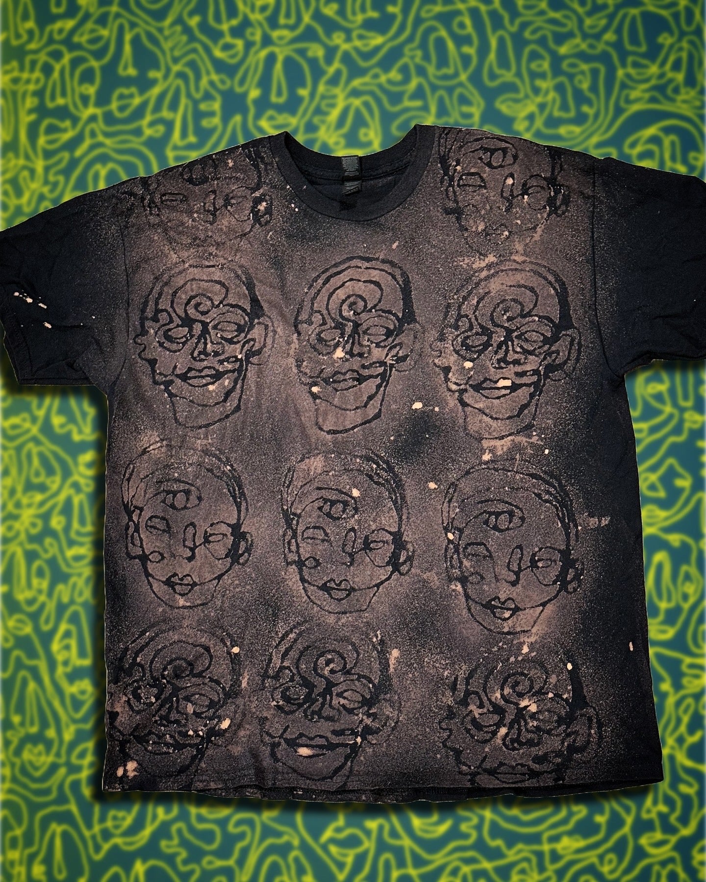 Some Faces (XL)