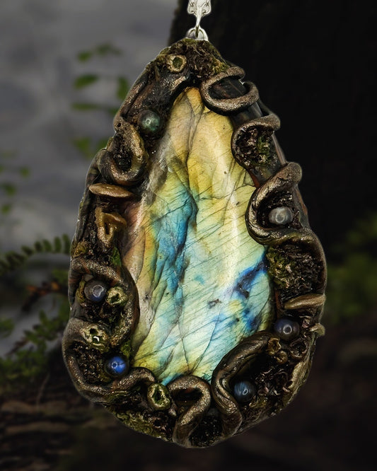 Forest Portal Labradorite Pendant